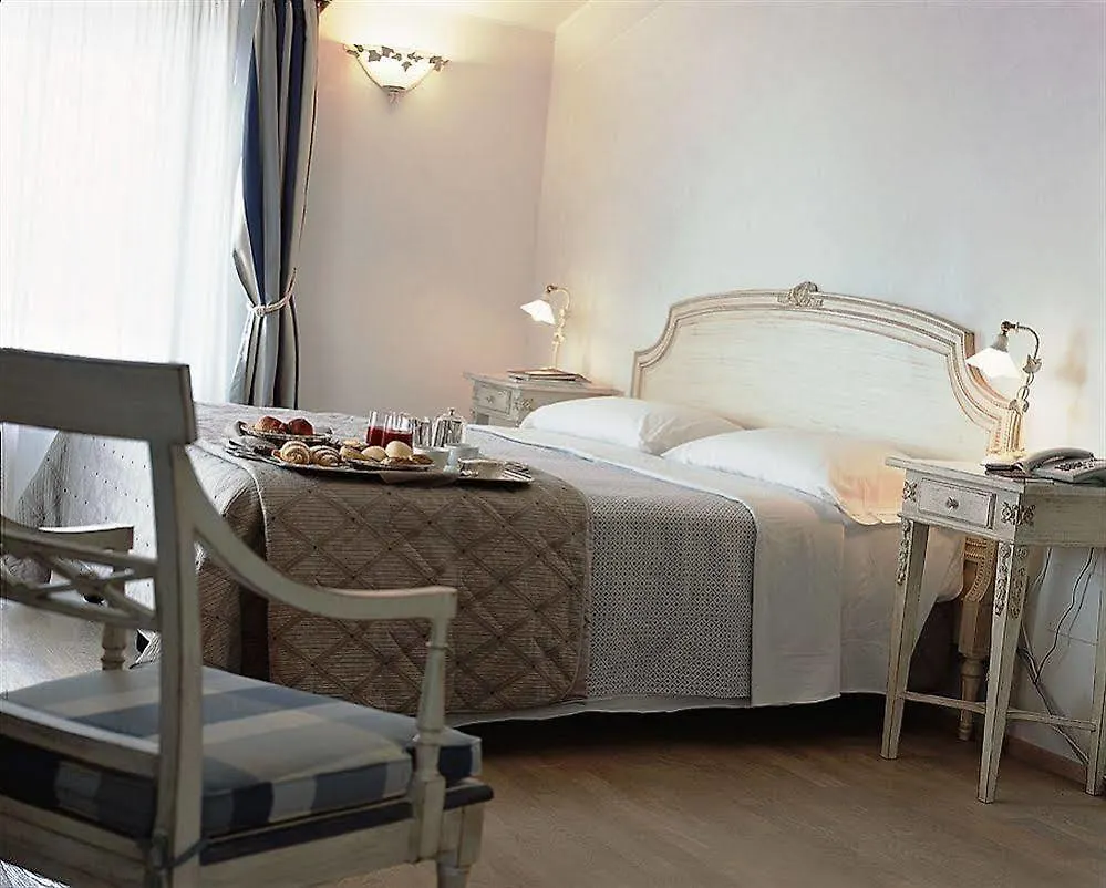 Hotel Spiaggia D'Oro - Charme & Boutique - Garda Lake Collection Salò